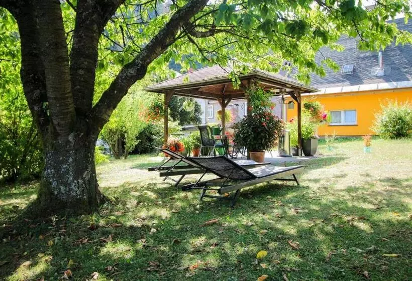 ペンション Haus Sonnenwalde   Familie Ruhe