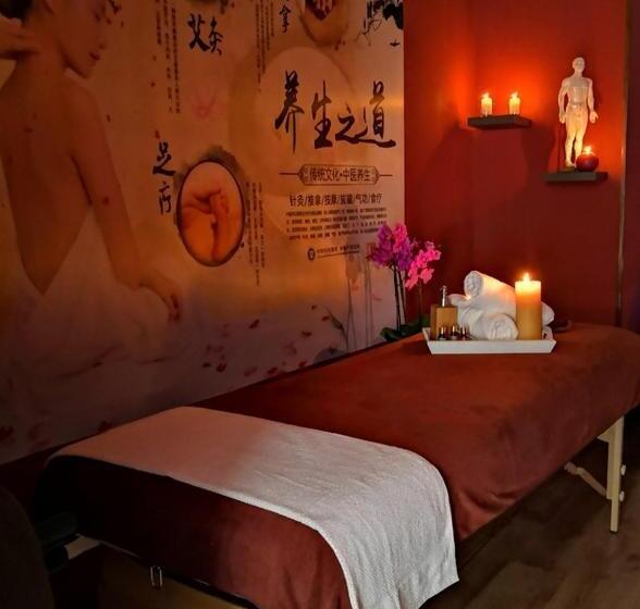 بنسيون La Cle Des Champs