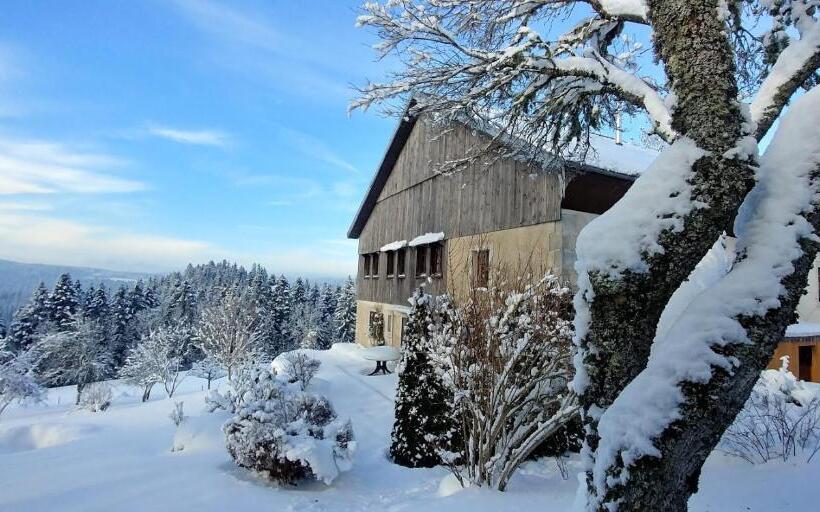 פנסיון Maison Le Rozet