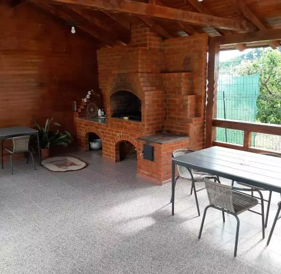 Majatalo Casa Dumitru