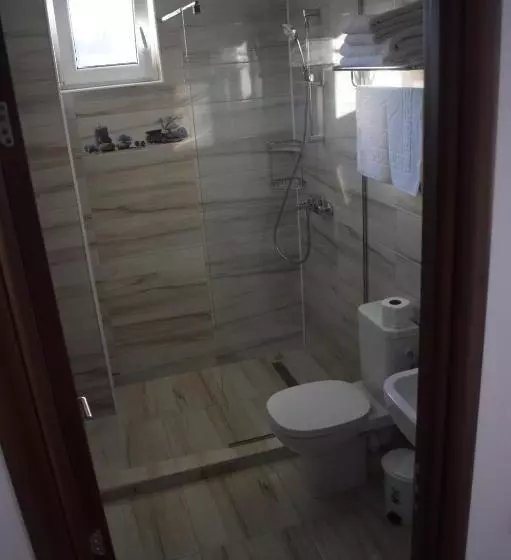 Majatalo Casa Dumitru