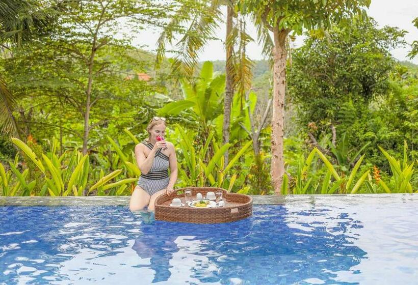 Bb Resort Villa And Spa