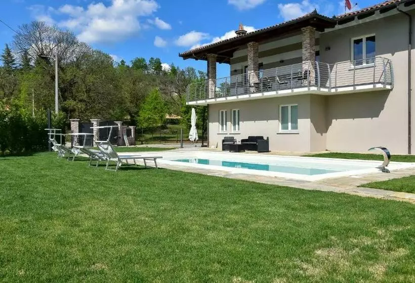 Aamiaismajoitus (B&B) Il Riccio E La Castagna   Country House