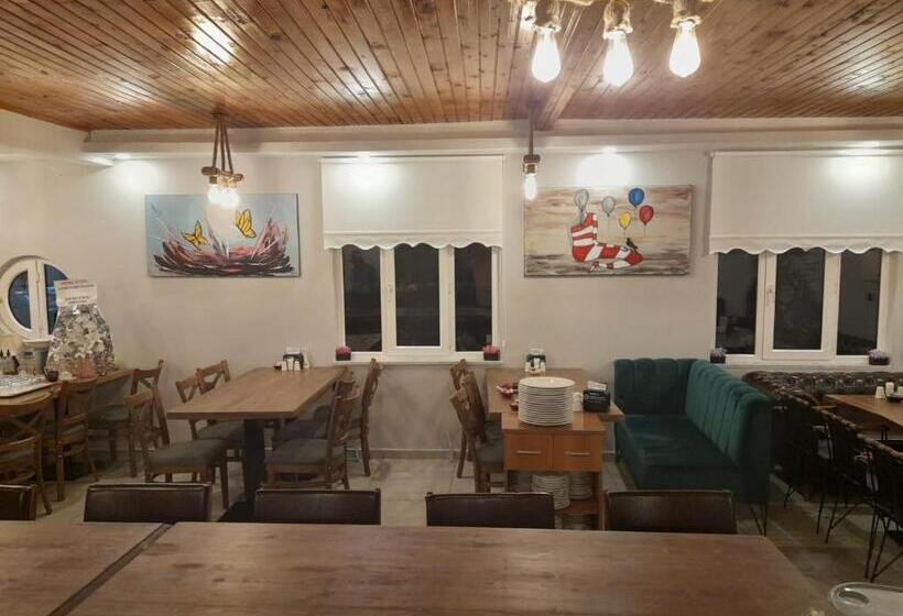 צימר Kanyon Park Otel Ve Restaurant