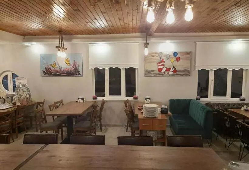 ベッドアンドブレックファースト Kanyon Park Otel Ve Restaurant