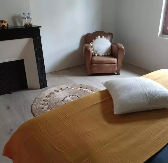 Aamiaismajoitus (B&B) Maison Du Bois