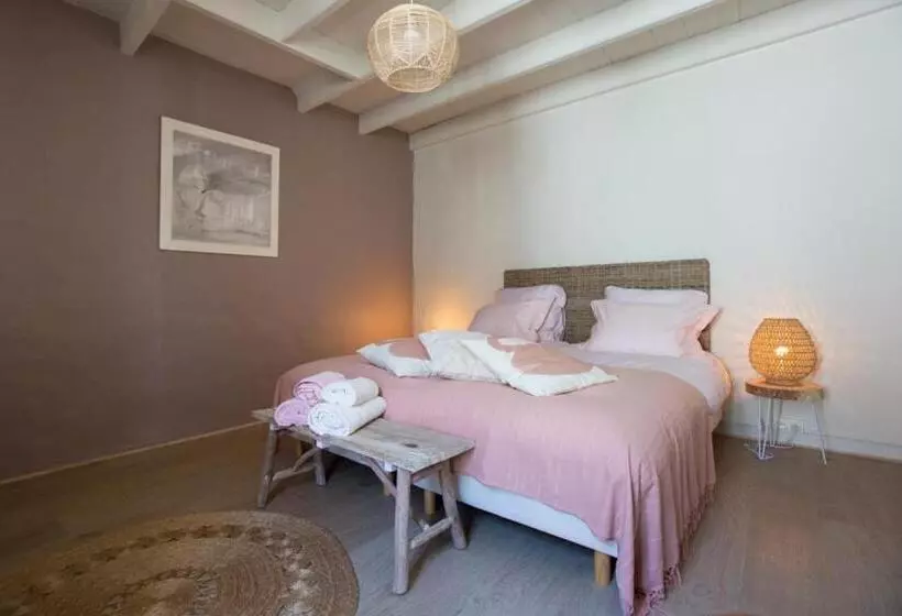 Aamiaismajoitus (B&B) Maison Du Bois