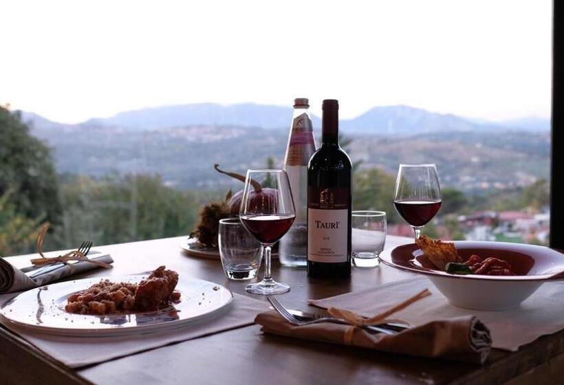 住宿加早餐  Relais Il Feudo