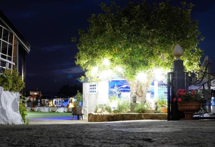 住宿加早餐  Relais Il Feudo