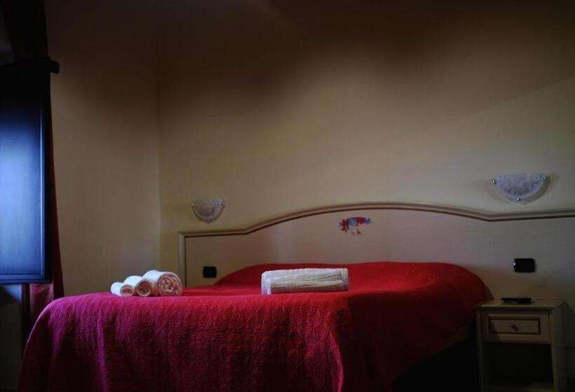 住宿加早餐  Relais Il Feudo