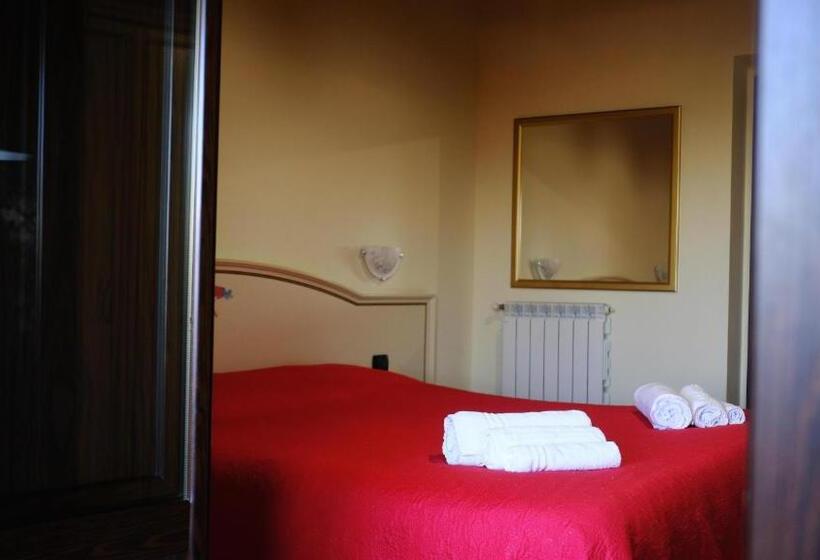 住宿加早餐  Relais Il Feudo