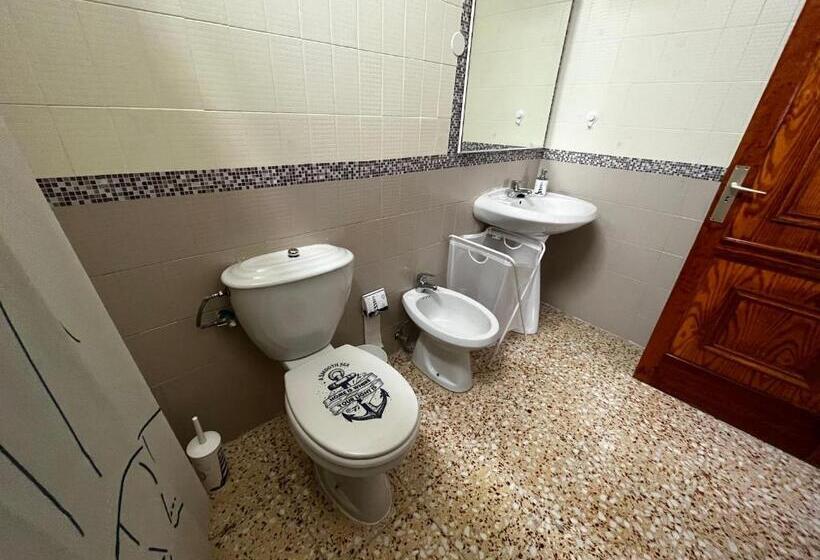 تختخواب و صبحانه Sarah Kite Ii Vv, Room 3