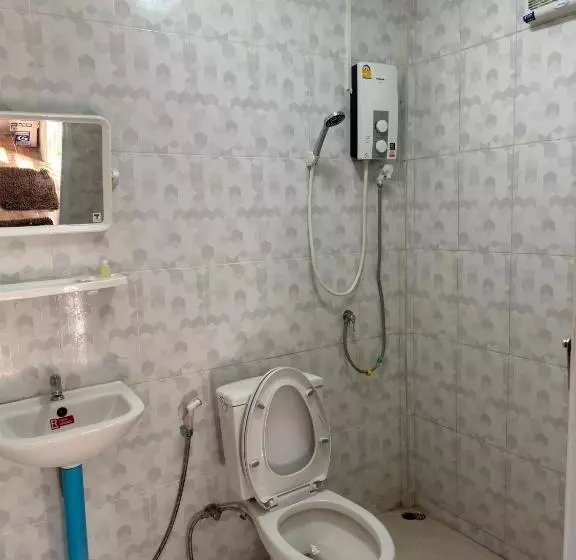 ホテル สวนสบายปลายนารีสอร์ท