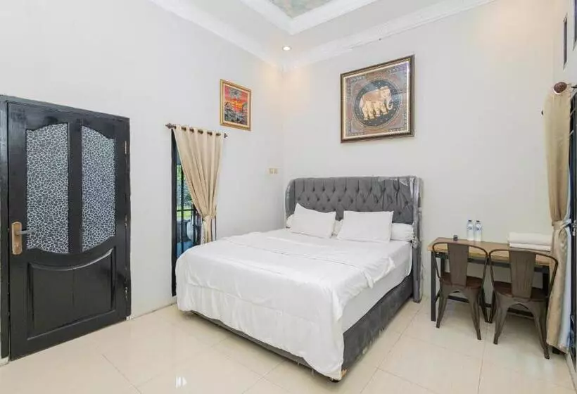 ホテル Boss Residence Serang Mitra Reddoorz