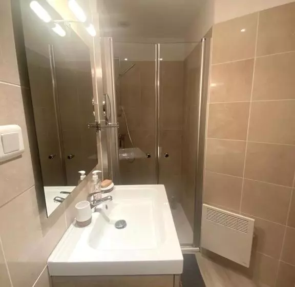 ペンション Casa Mila & Spa   Chambres D Hôtes Raffinées Vue Loire, Spa Bien être