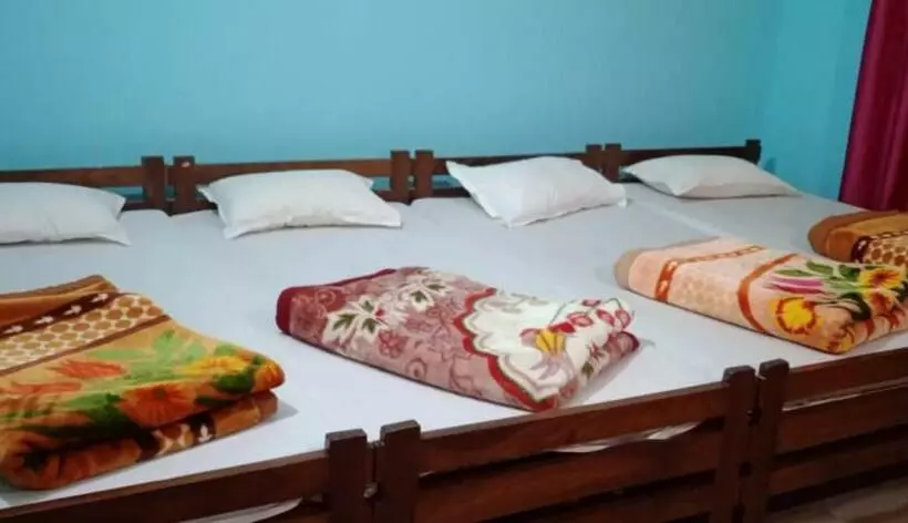 ペンション Siddhu Guest House