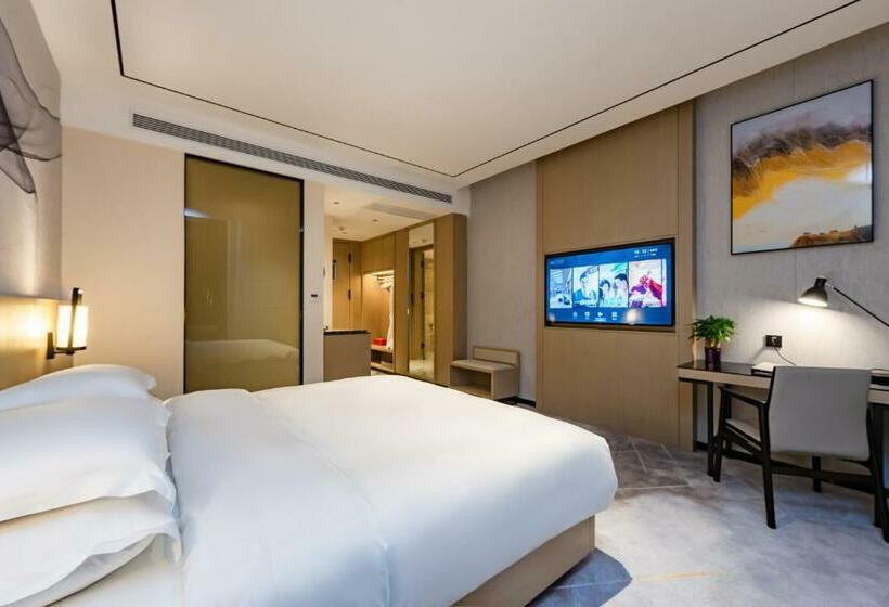 Yuhotel Kunming Northeast