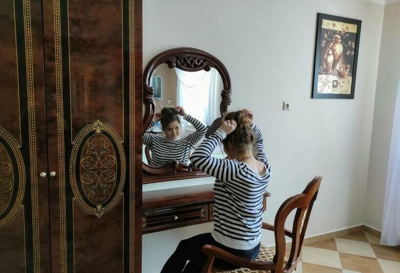 Hotel Dwór Bartnika