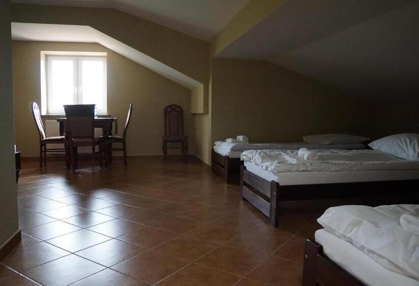 Hotel Dwór Bartnika