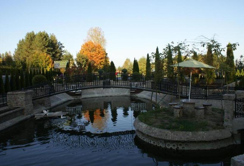 Hotel Dwór Bartnika