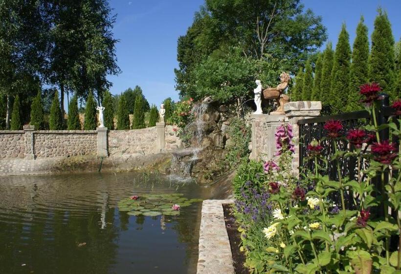 Hotel Dwór Bartnika