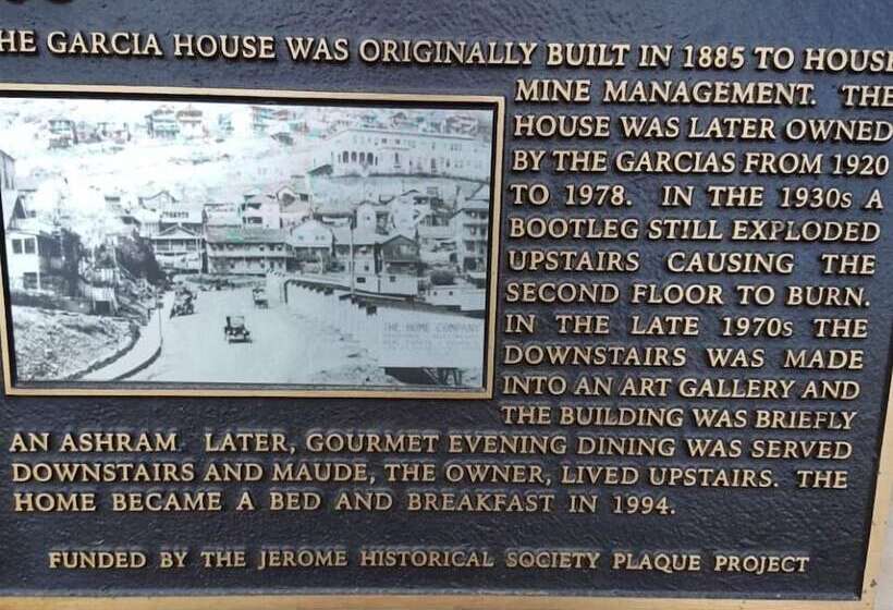 فندق Ghost City Inn