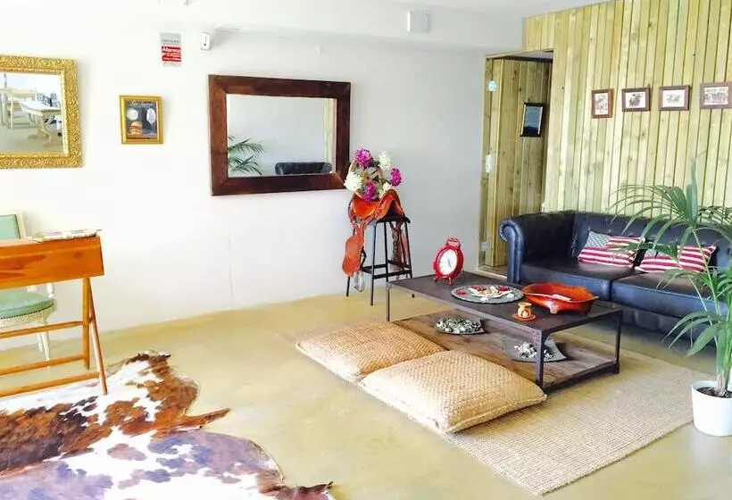 Hotelli Les Suites   Adults Only