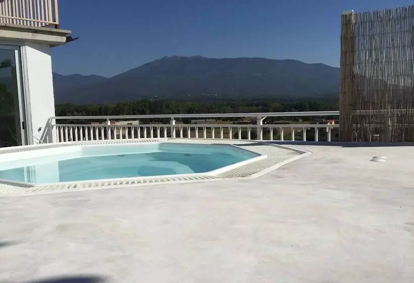 Hotelli Les Suites   Adults Only