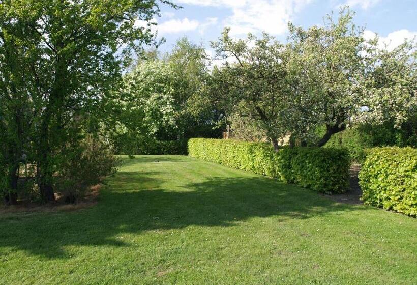 בית מלון כפרי Lolland