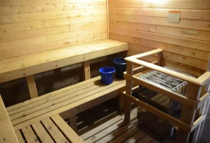 Hotelli Paddle Wheel Inn