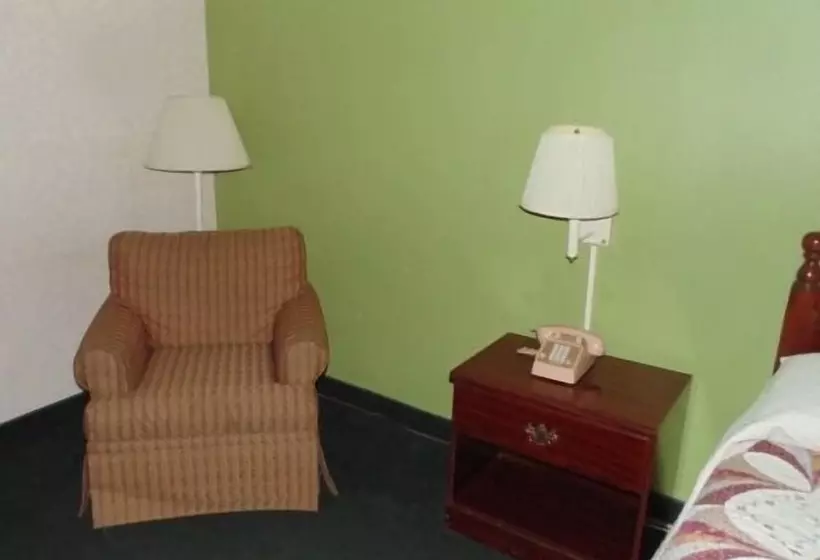 Hotelli West Park Inn