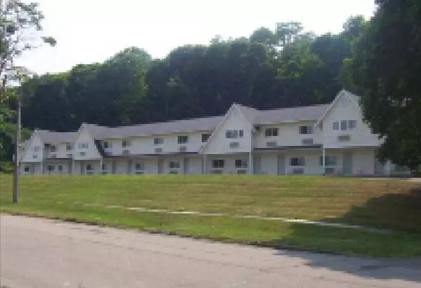 The Falls Motel
