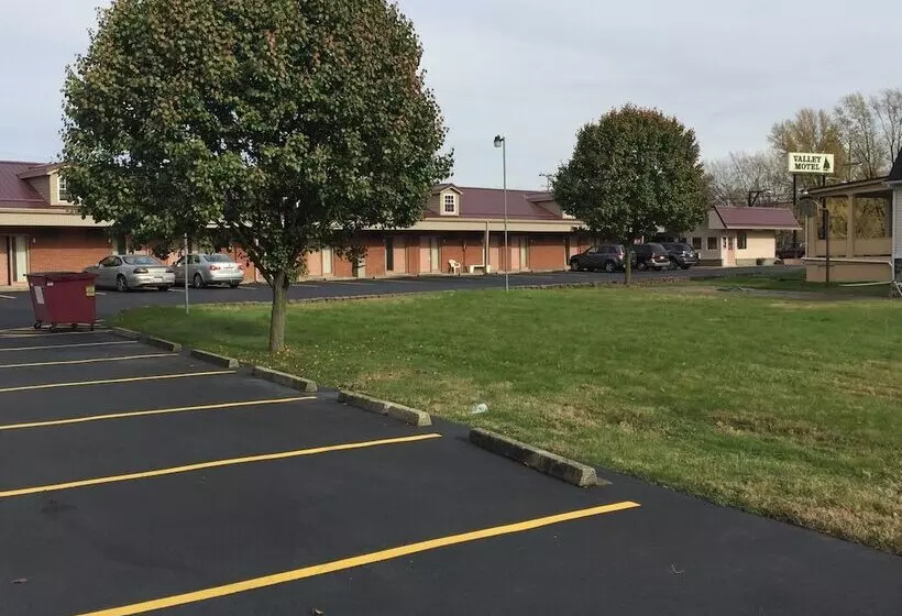 The Valley Motel