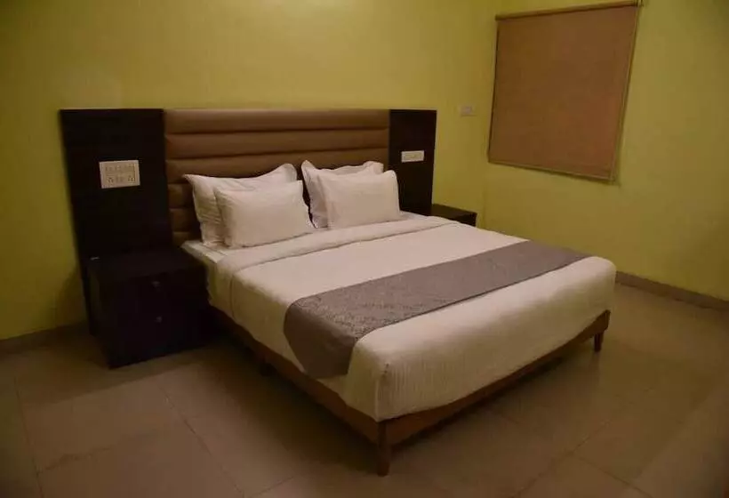 Hotelli Ganpati Resort