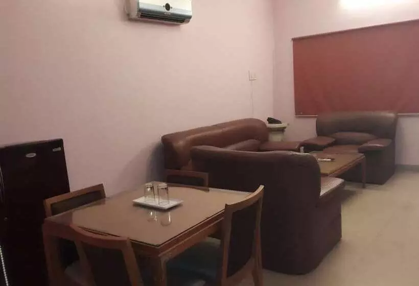 Hotelli Ganpati Resort