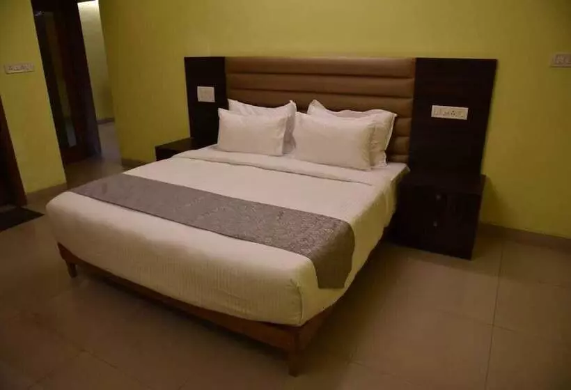 Hotelli Ganpati Resort