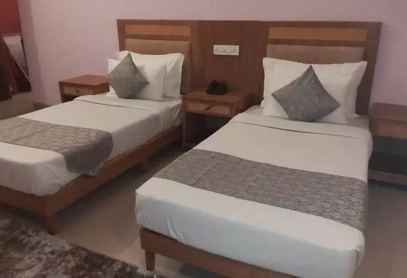 Hotelli Ganpati Resort