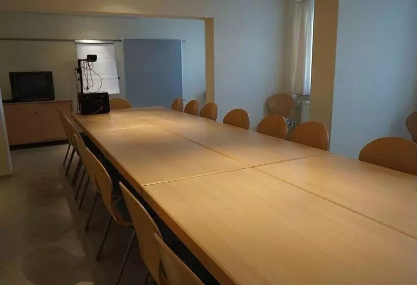 ホテル Jugendgastehaus Dresden   Hostel