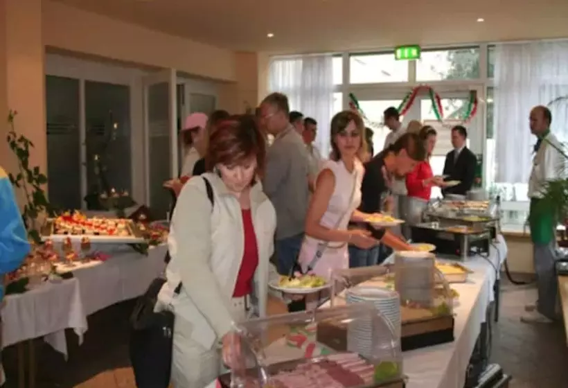 ホテル Jugendgastehaus Dresden   Hostel