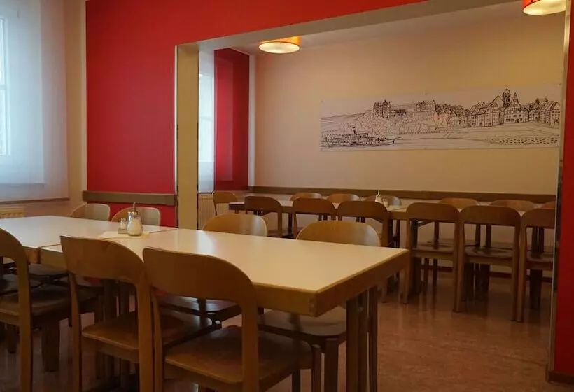 ホテル Jugendgastehaus Dresden   Hostel