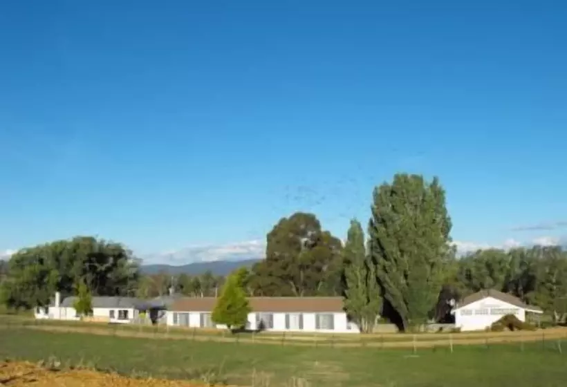 Hotelli San Michele Adaminaby