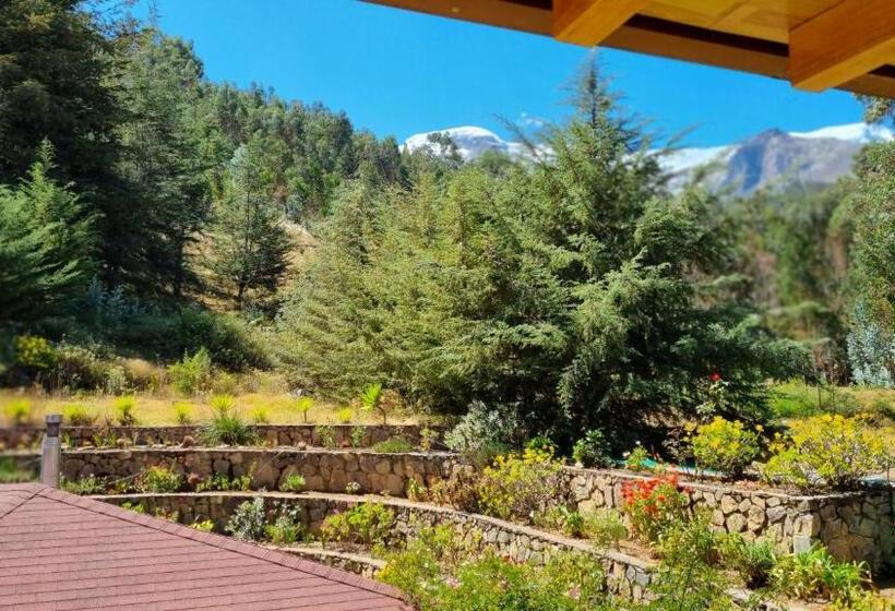 هتل Copacabaña Lodge