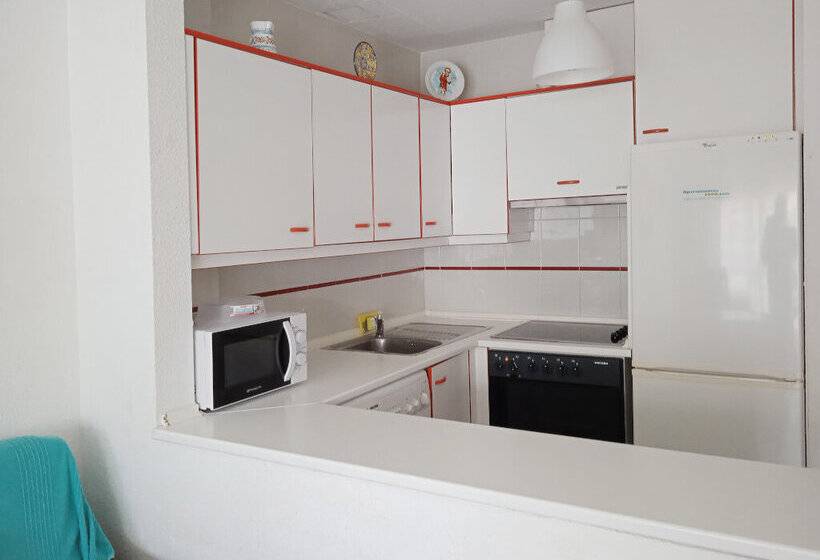 Apartamentos Surfing 3000