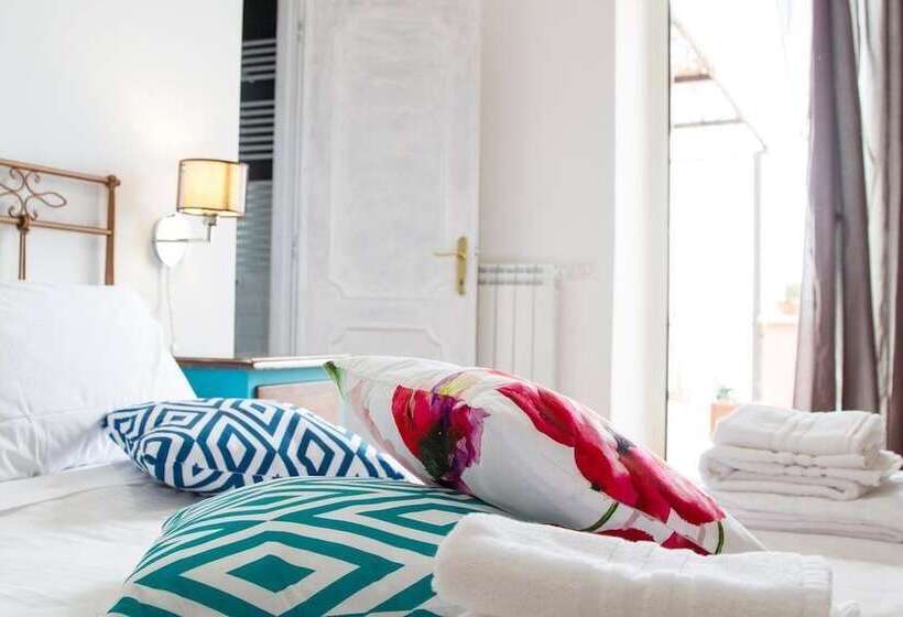 민박 Domus Angularia