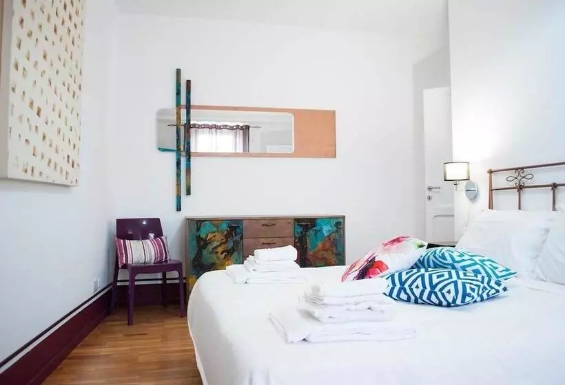 住宿加早餐  Domus Angularia