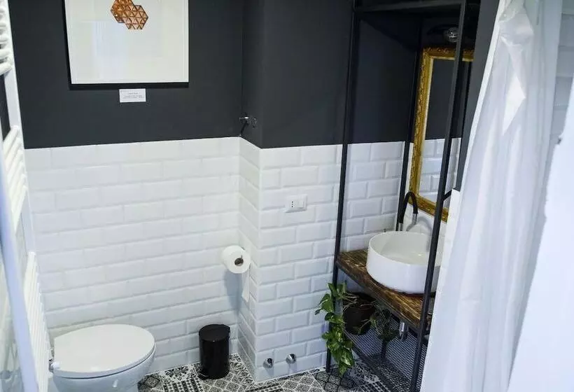 住宿加早餐  Domus Angularia