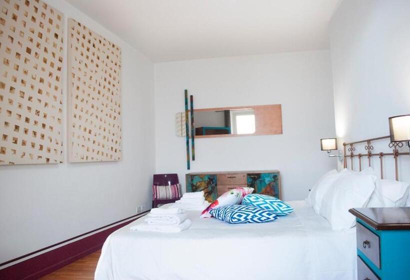 민박 Domus Angularia