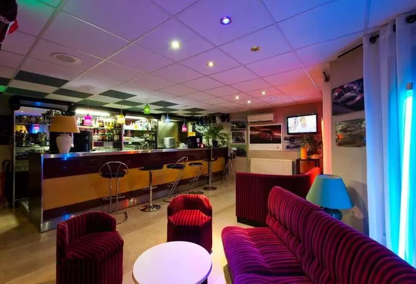 Cit Hotel Du Circuit