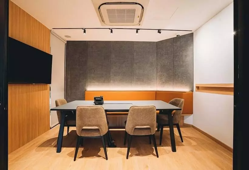 Great World Serviced Apartments