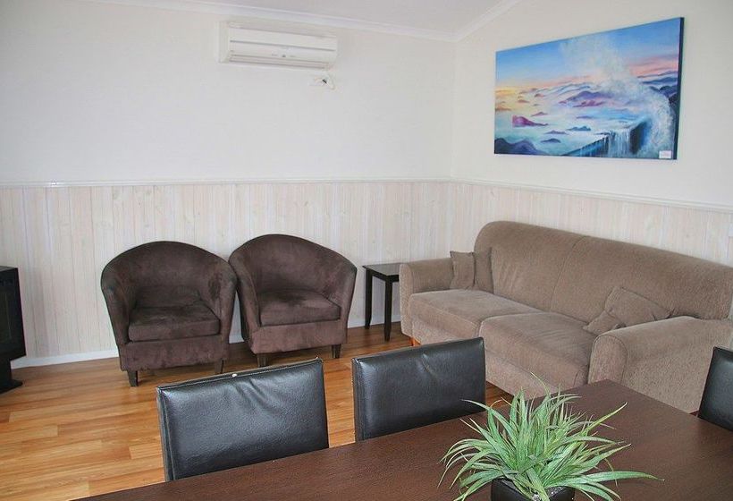 فندق Anglesea Family Caravan Park